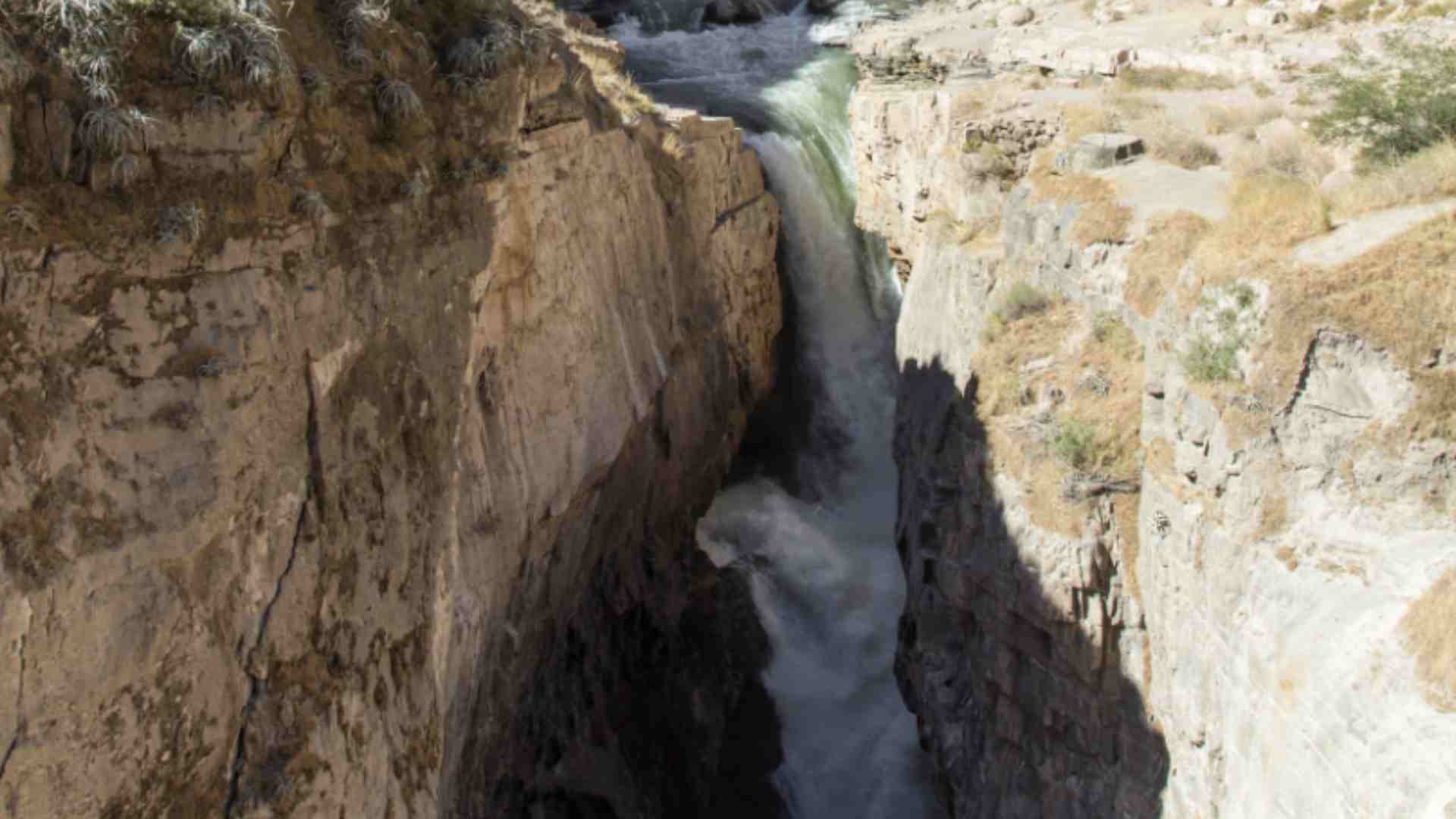 Sipia Waterfall