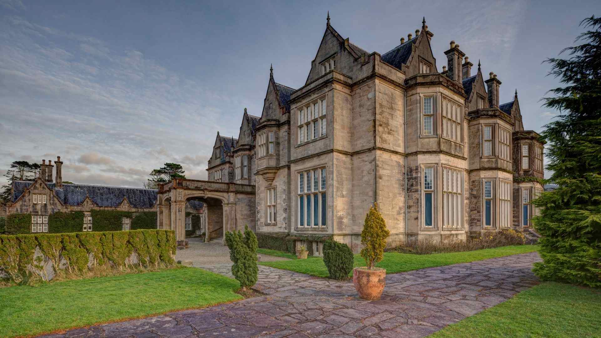 Muckross House 
