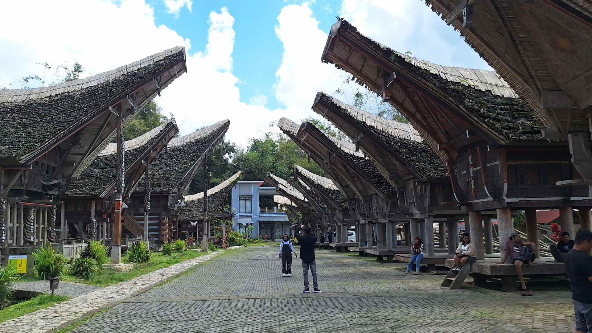 In Ke'te Kesu'