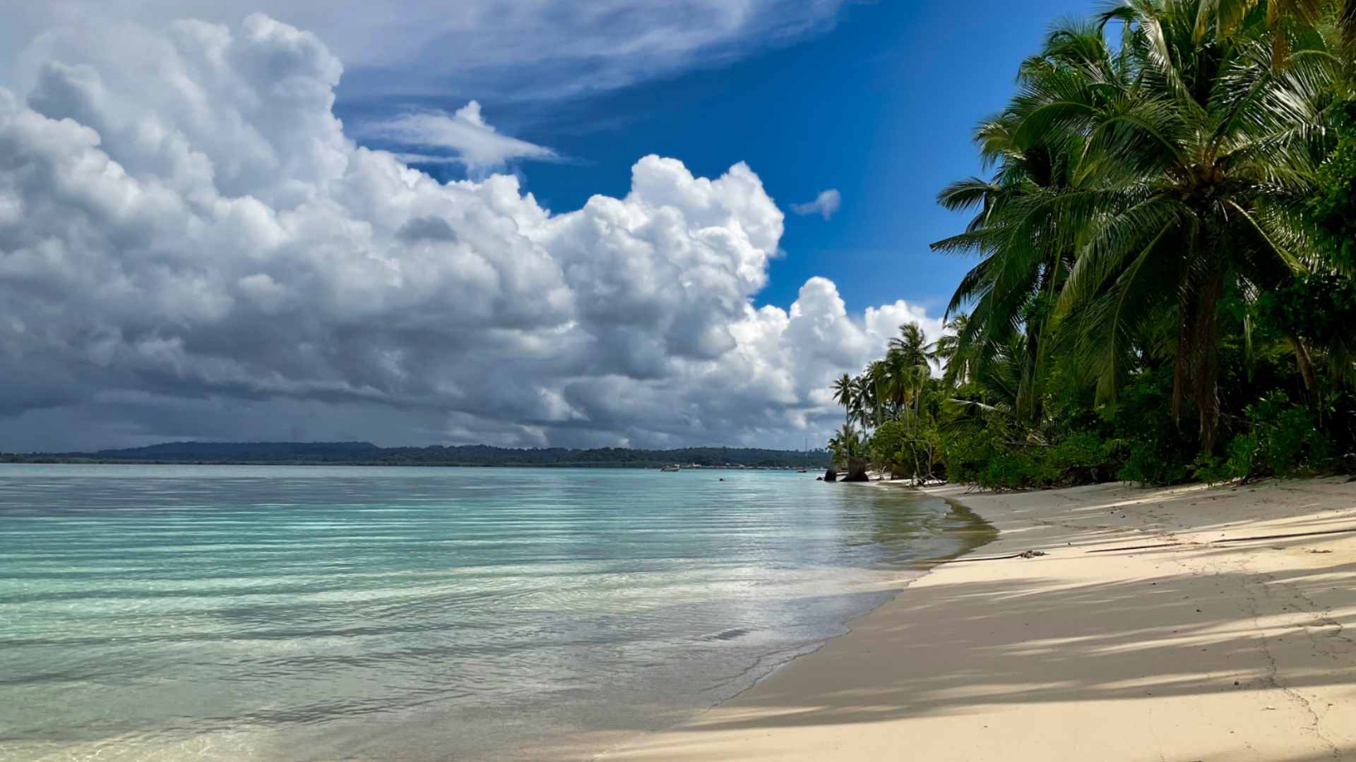 Mentawai beach