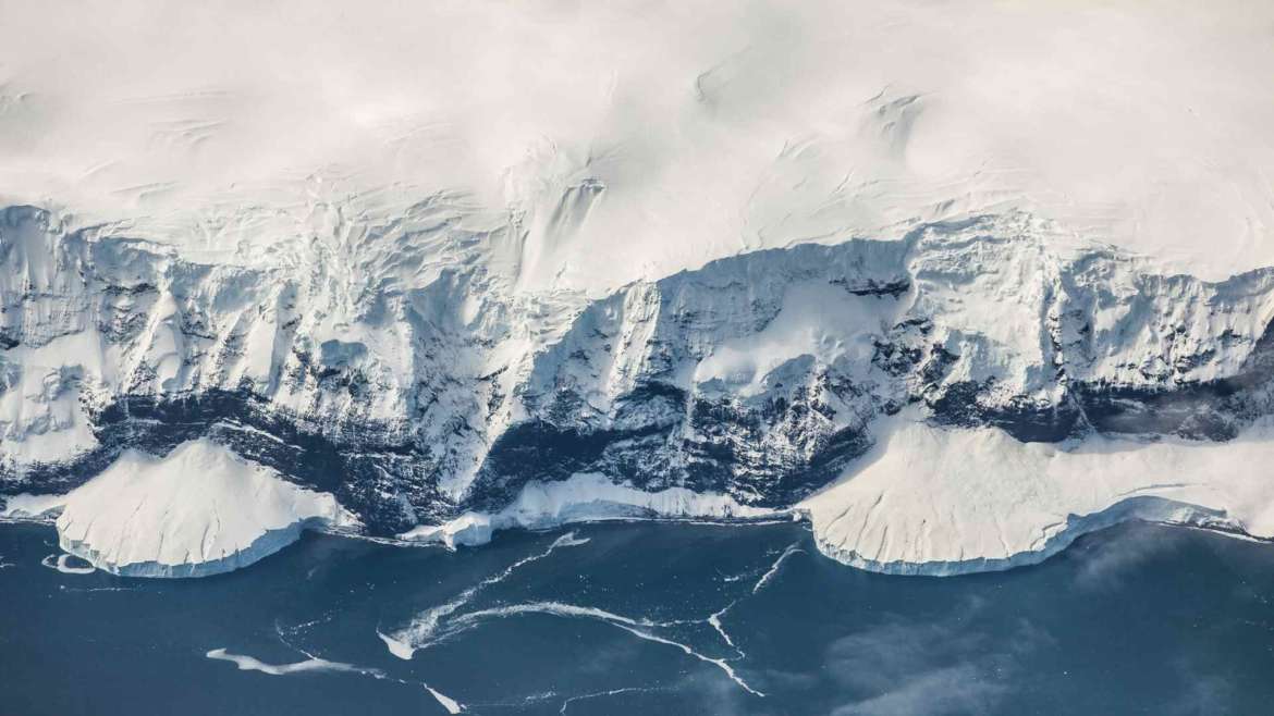 The 10 Most challenging places for traveling, your ultimate travel bucket list- Antarctica