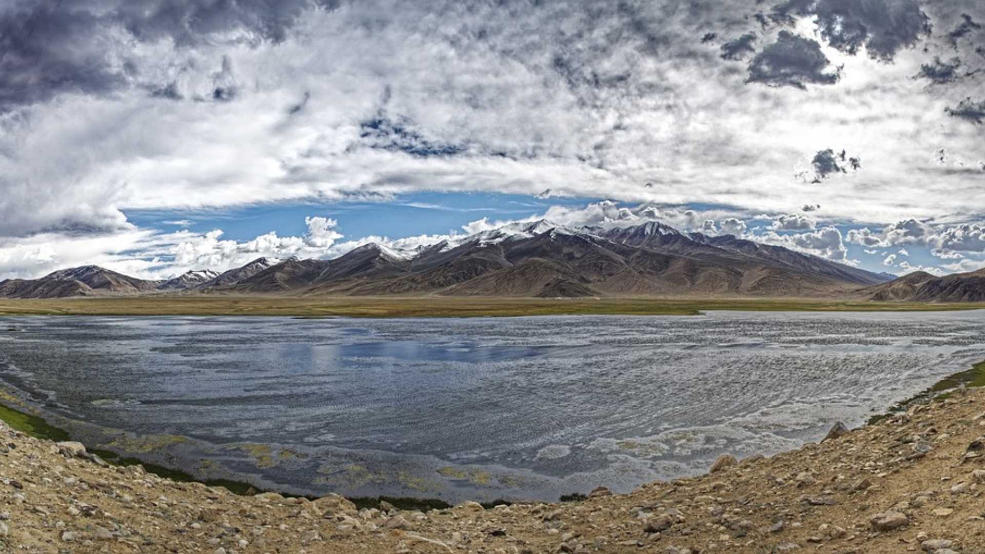 Lake Bulunkul